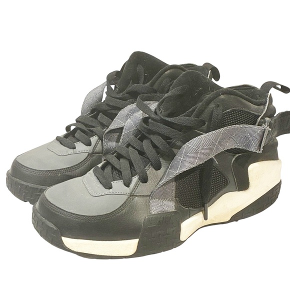NIKE AIR RAID OG 2013 SIZE 9 BLACK WOLF GREY WHITE DC1412 001 Mid Top Sneaker - Picture 1 of 7